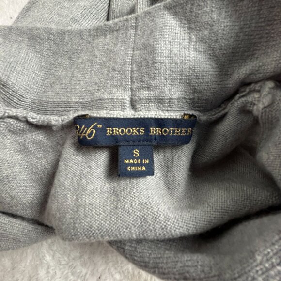 346 Brooks Brothers Womens Gray V-Neck Sweater Merino Wool Size Small Pullover - Picture 3 of 7